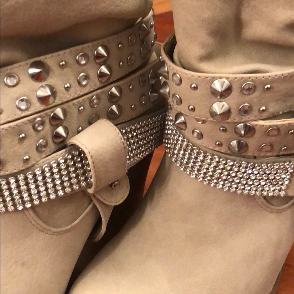 Off-white/Tan Rhinestone Booties - Picture 3 of 4